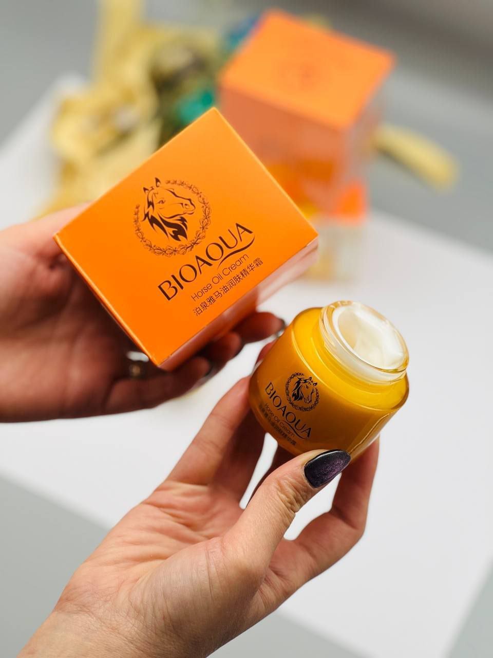 کرم آبرسان روغن اسب – تغذیه عمیق پوست و ضد خشکی