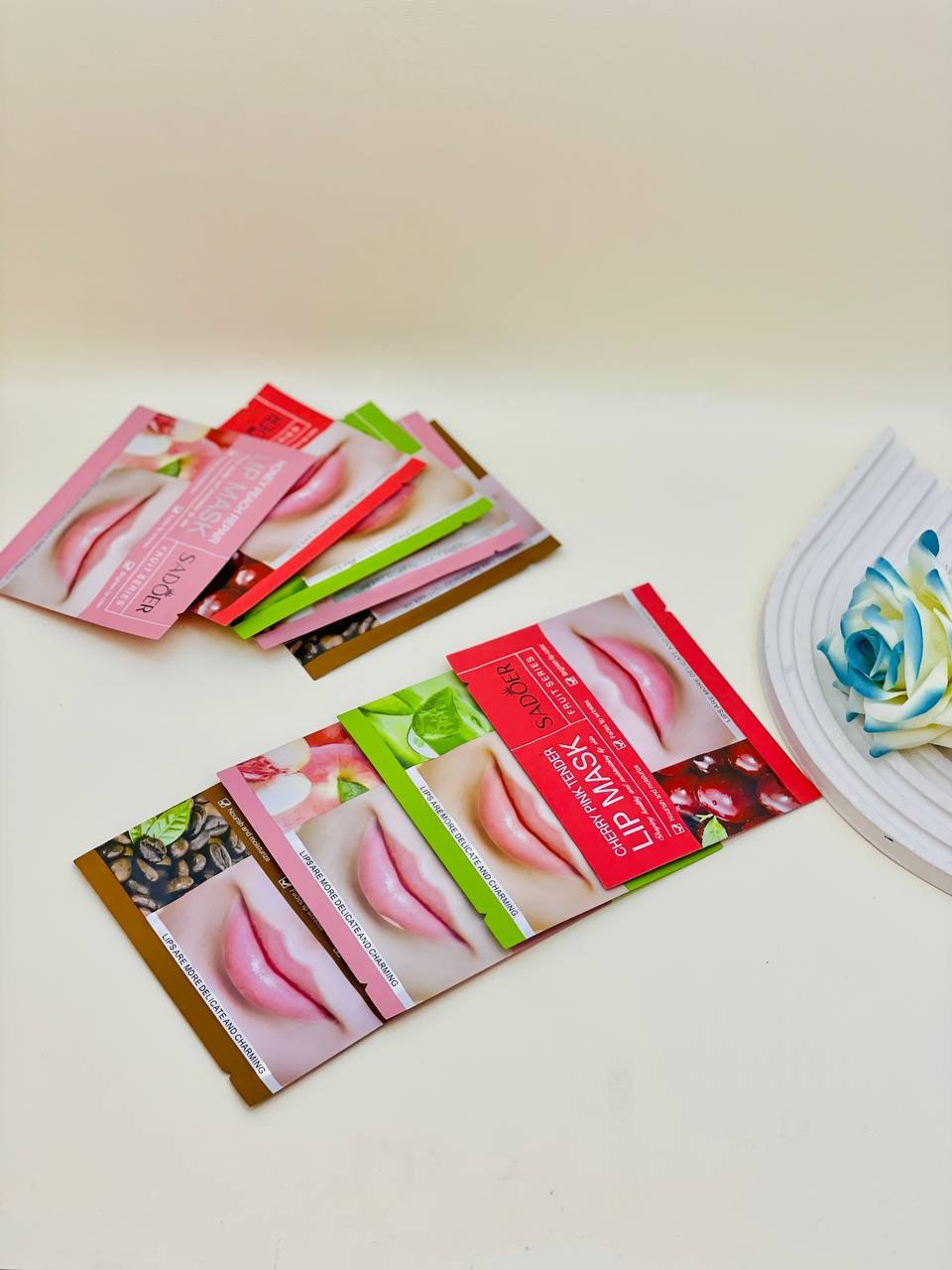 ماسک ورقه‌ای لب کلاژن‌ساز۱۰ عددی