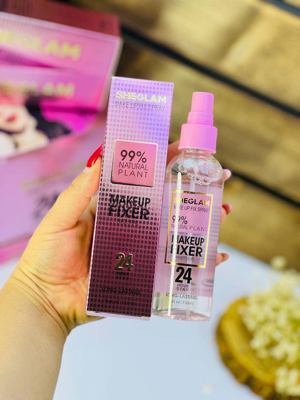 اسپری فیکس – تثبیت‌کننده قوی برای آرایش‌های طولانی‌مدت